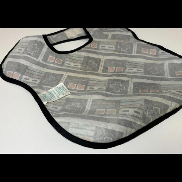 Nintendo Entertainment Systems Original Controller NES 2017 Baby Toddler Bib - Picture 9 of 10